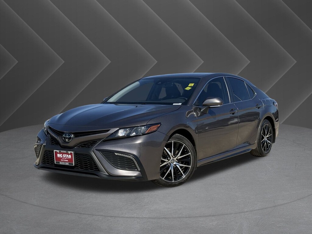 Used 2024 Toyota Camry SE Sedan