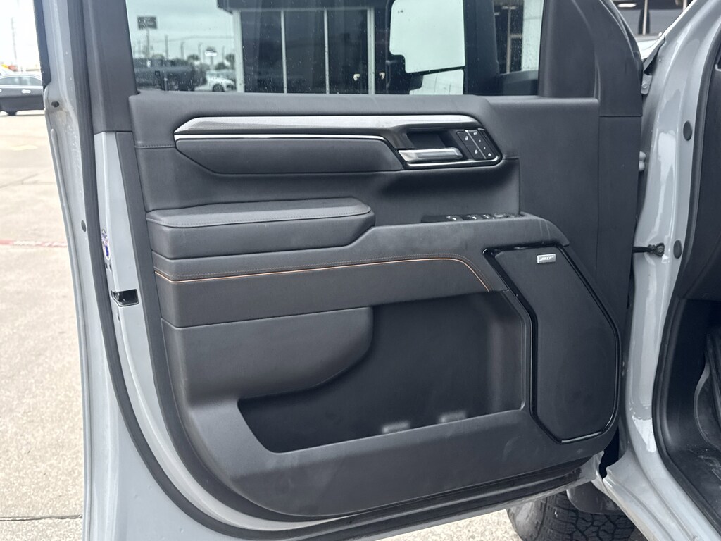 Used 2025 GMC Sierra 2500 HD AT4 Truck Crew Cab