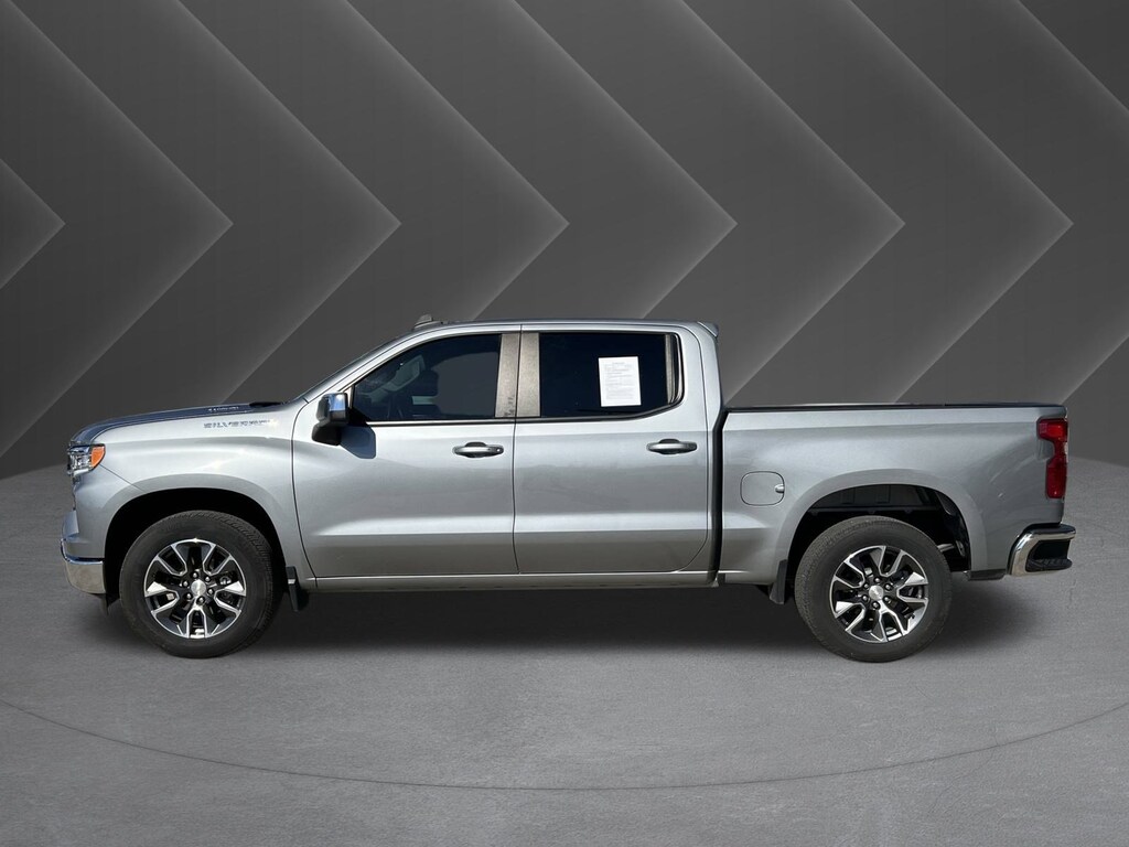 Used 2024 Chevrolet Silverado 1500 LT w/1LT Truck Crew Cab