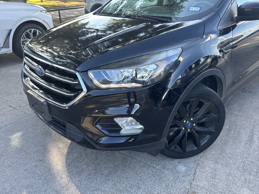 Used 2019 Ford Escape SE SUV