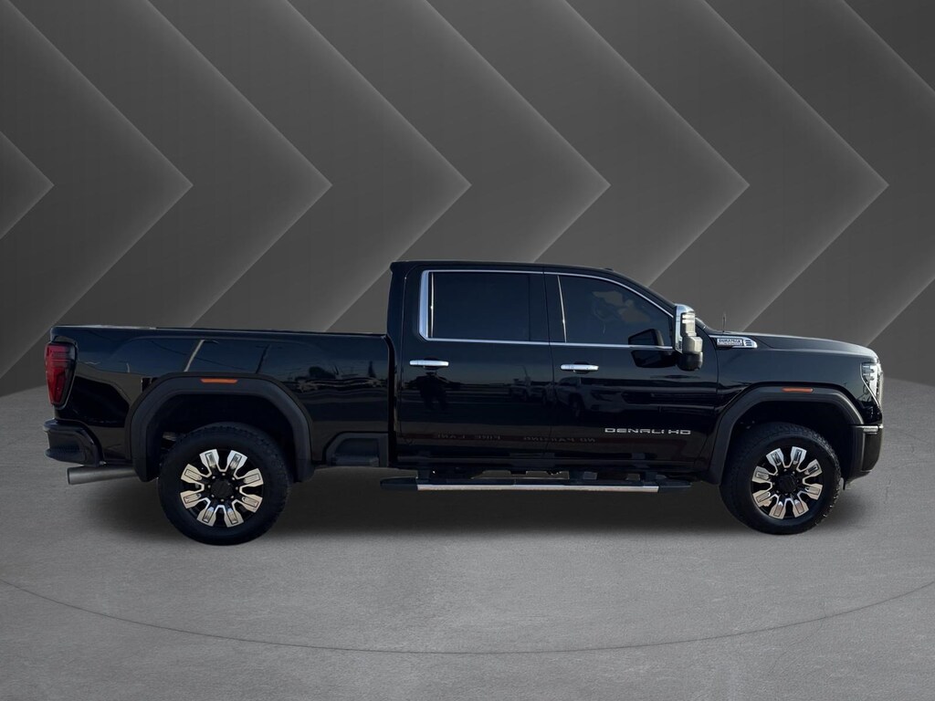 Used 2025 GMC Sierra 2500 HD Denali Truck Crew Cab
