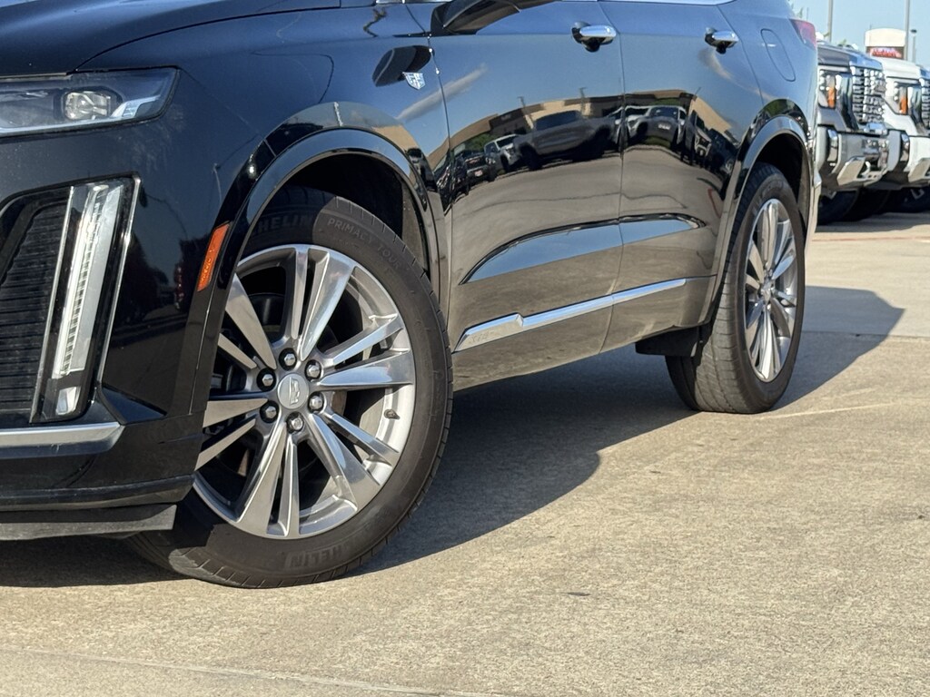 Used 2025 CADILLAC XT6 Premium Luxury SUV