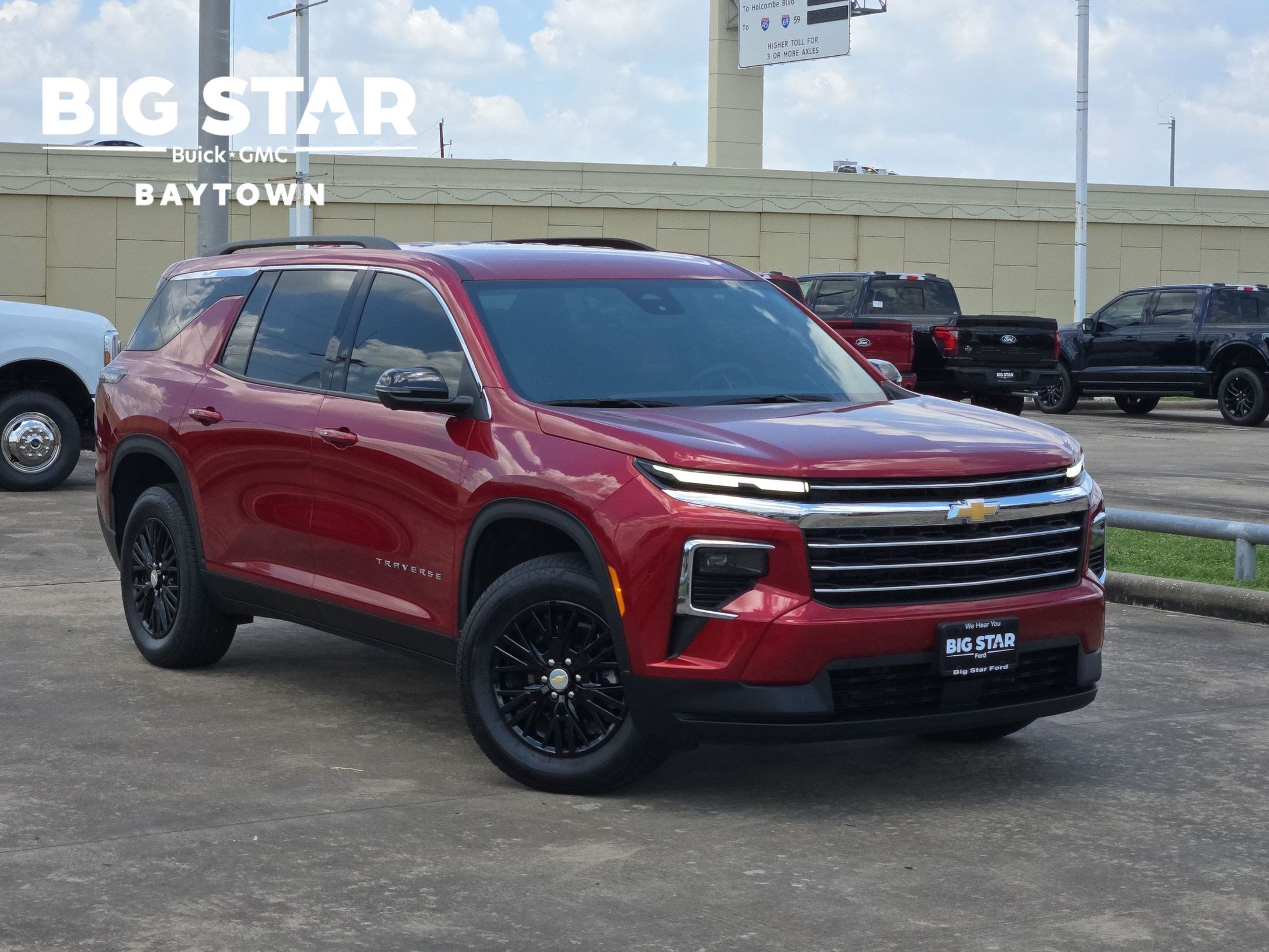Used 2026 Chevrolet Traverse LT SUV