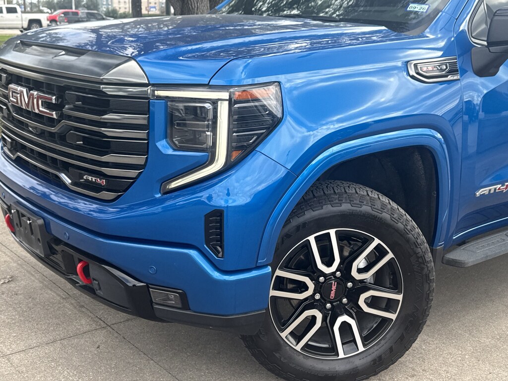 Used 2022 GMC Sierra 1500 AT4 Truck Crew Cab