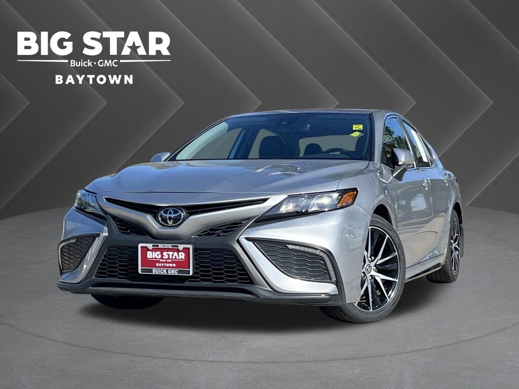Used 2024 Toyota Camry SE Sedan