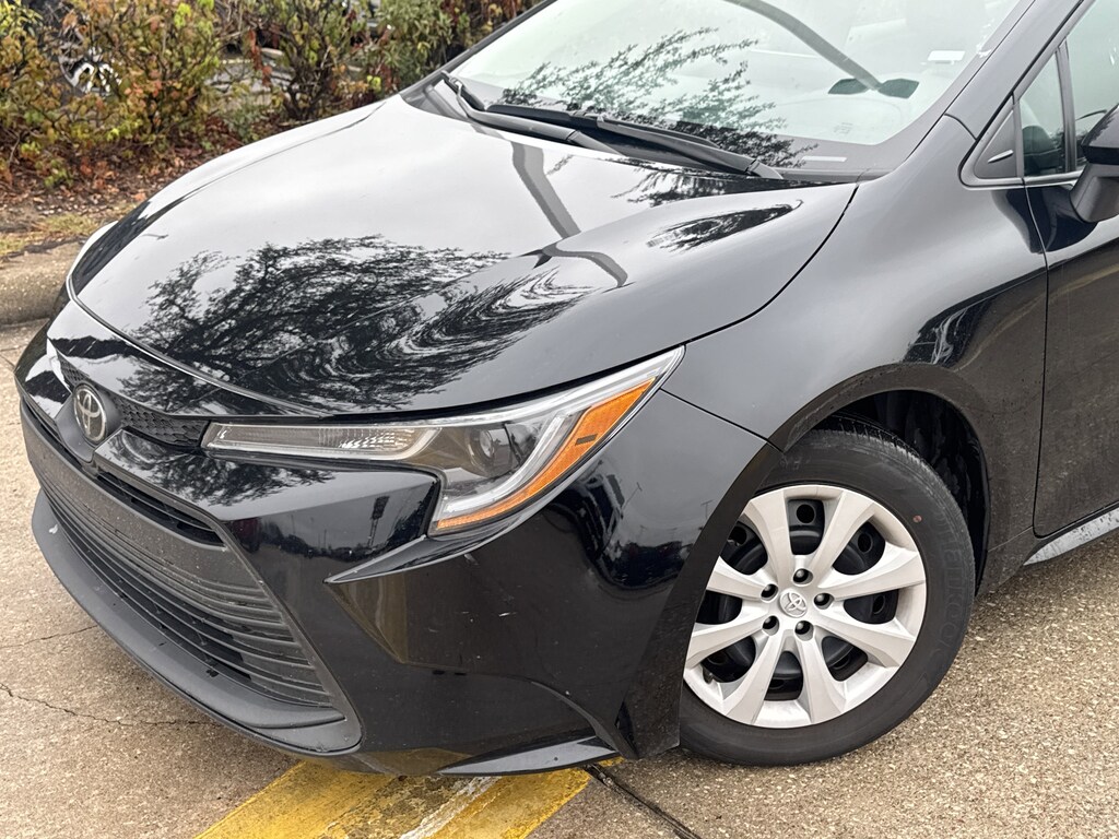 Used 2024 Toyota Corolla LE Sedan