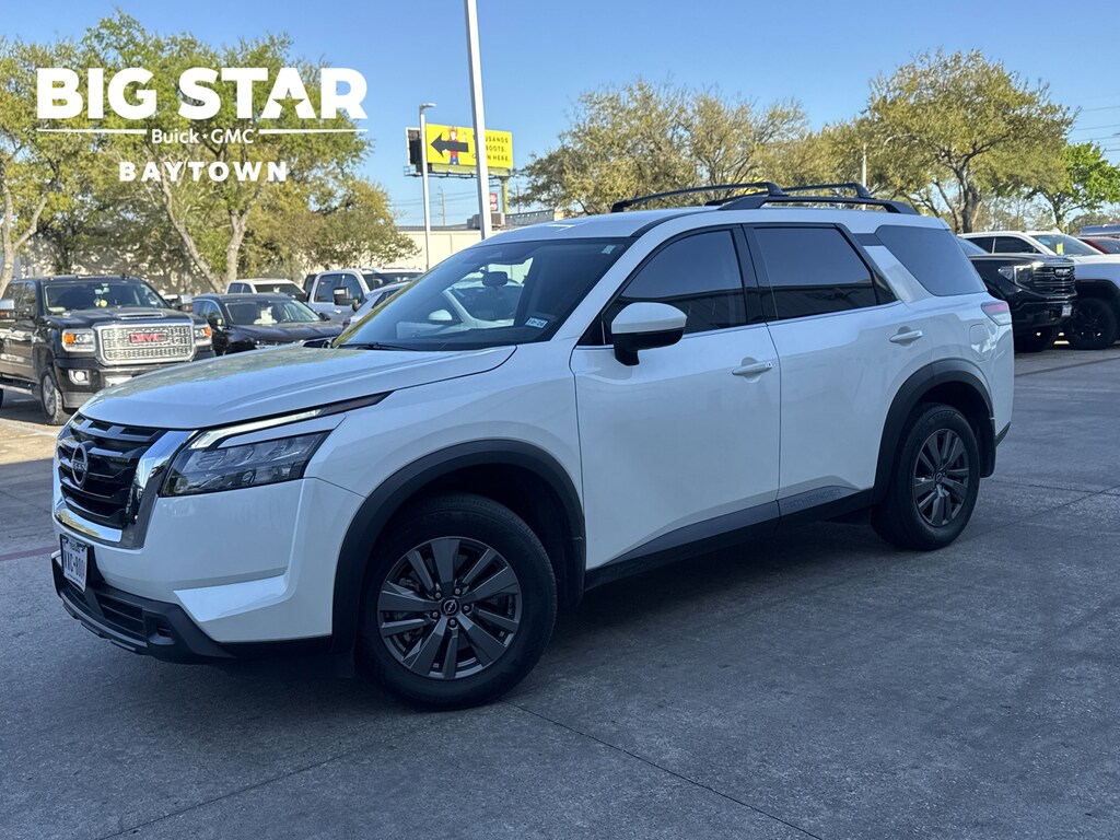 Used 2024 Nissan Pathfinder SV SUV