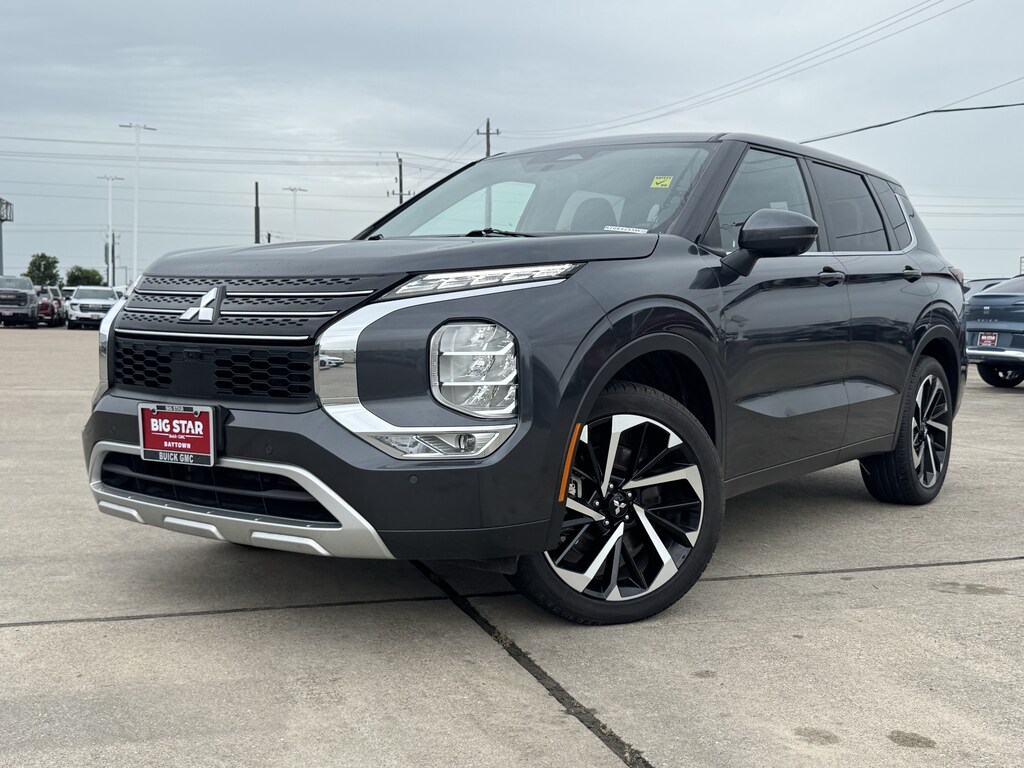 Used 2024 Mitsubishi Outlander SE SUV