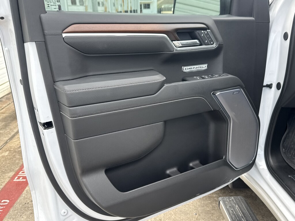 Used 2025 GMC Sierra 1500 Denali Truck Crew Cab