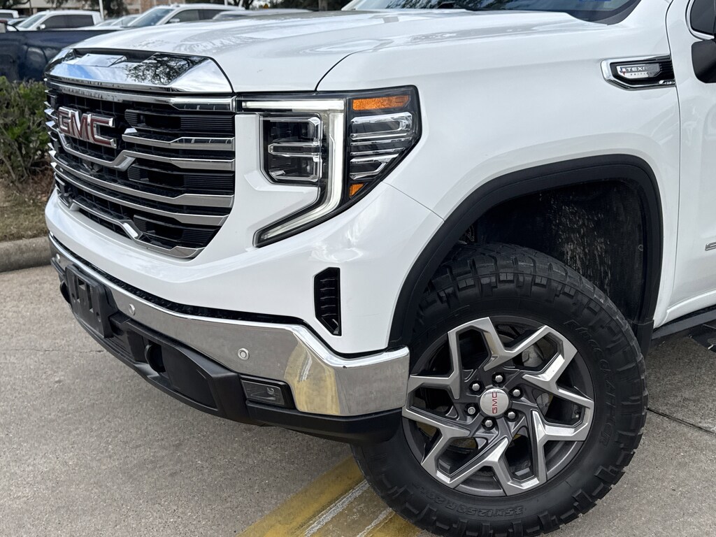 Used 2022 GMC Sierra 1500 SLT Truck Crew Cab