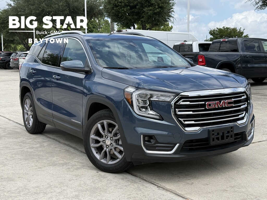 Used 2024 GMC Terrain SLT SUV
