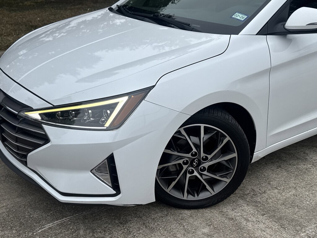 Used 2020 Hyundai Elantra Limited Sedan