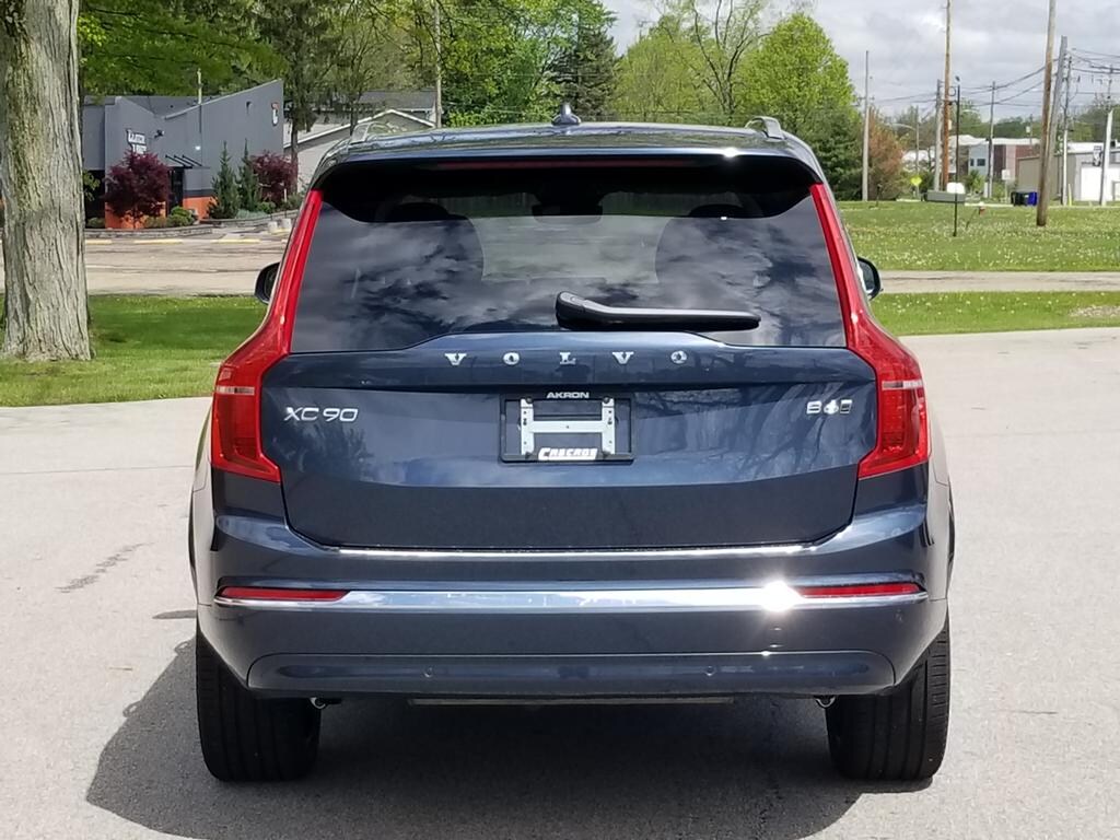 2024 Volvo XC90 AWD Ultimate photo 4