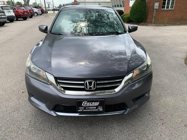 Used 2013 Honda Accord LX with VIN 1HGCR2F37DA031490 for sale in Cuyahoga Falls, OH