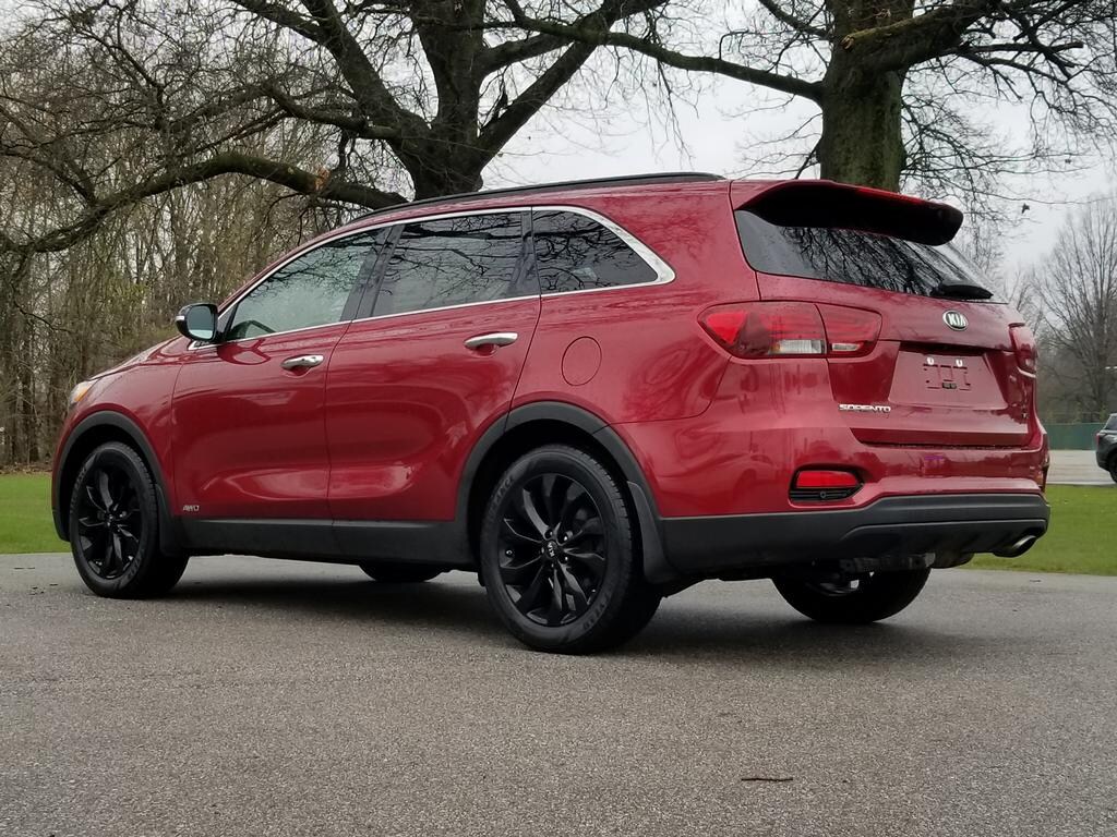 2020 Kia Sorento S V6 photo 3