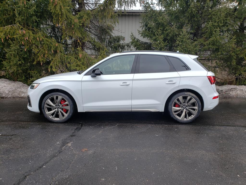 2025 Audi SQ5 Premium Plus photo 3