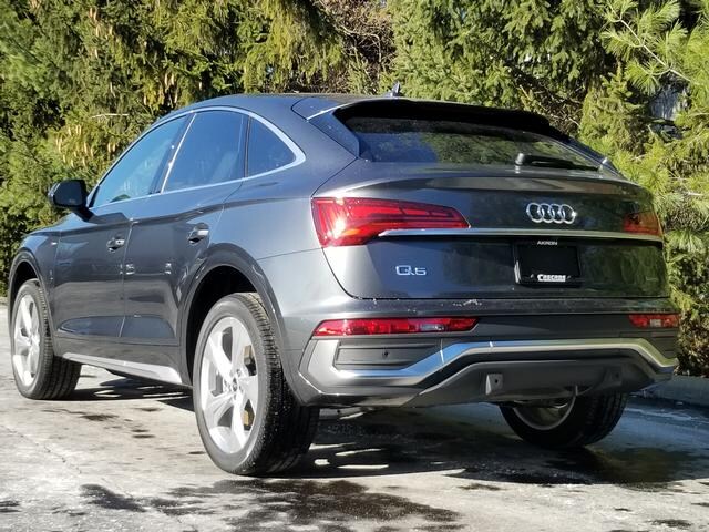 2025 Audi Q5 Sportback 45 S line Premium Plus photo 3