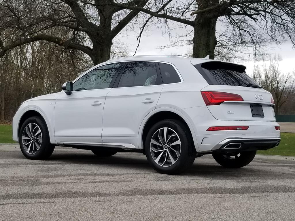 2024 Audi Q5 S line Premium 45 TFSI photo 3
