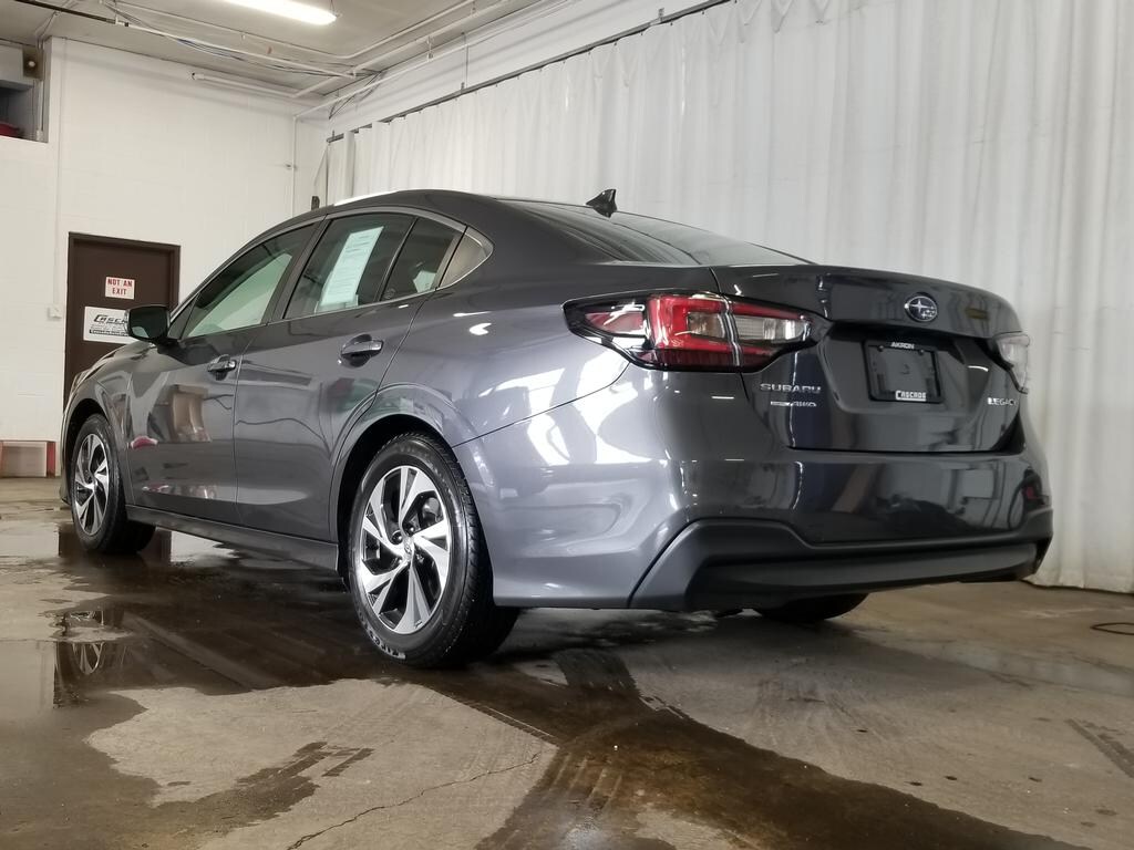 2021 Subaru Legacy Premium photo 3