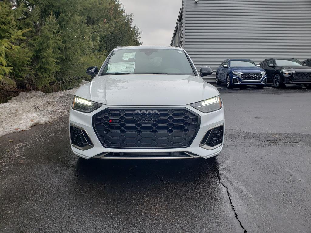 2025 Audi SQ5 Premium Plus photo 2