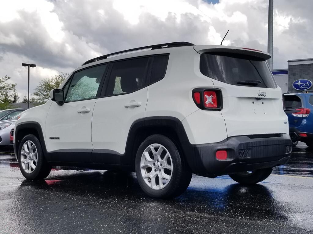 2015 Jeep Renegade Latitude photo 3