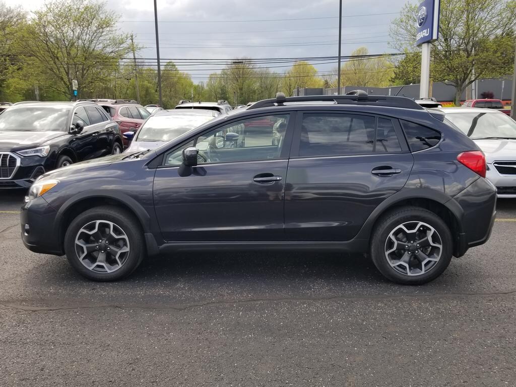 2013 Subaru Crosstrek Limited photo 2