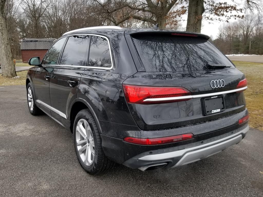 2025 Audi Q7 Premium 45 photo 3