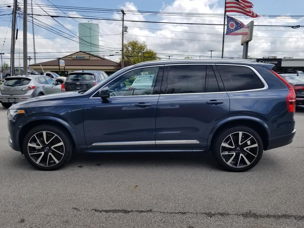 2024 Volvo XC90 AWD Ultimate photo 2