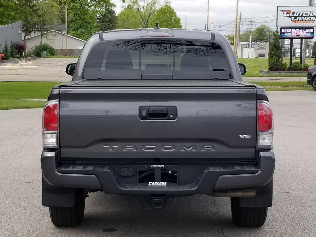 2022 Toyota Tacoma TRD Sport Double Cab photo 4