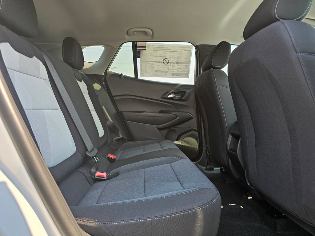 2026 Chevrolet Trax LS - Photo 19