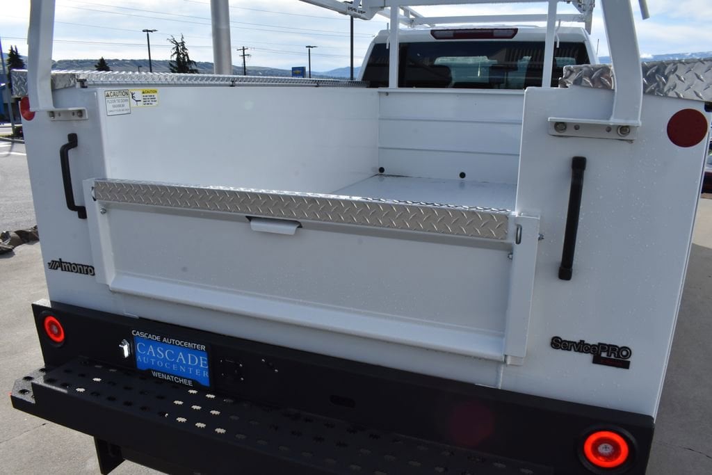 2025 Chevrolet Silverado 3500 HD Work Truck - Photo 11
