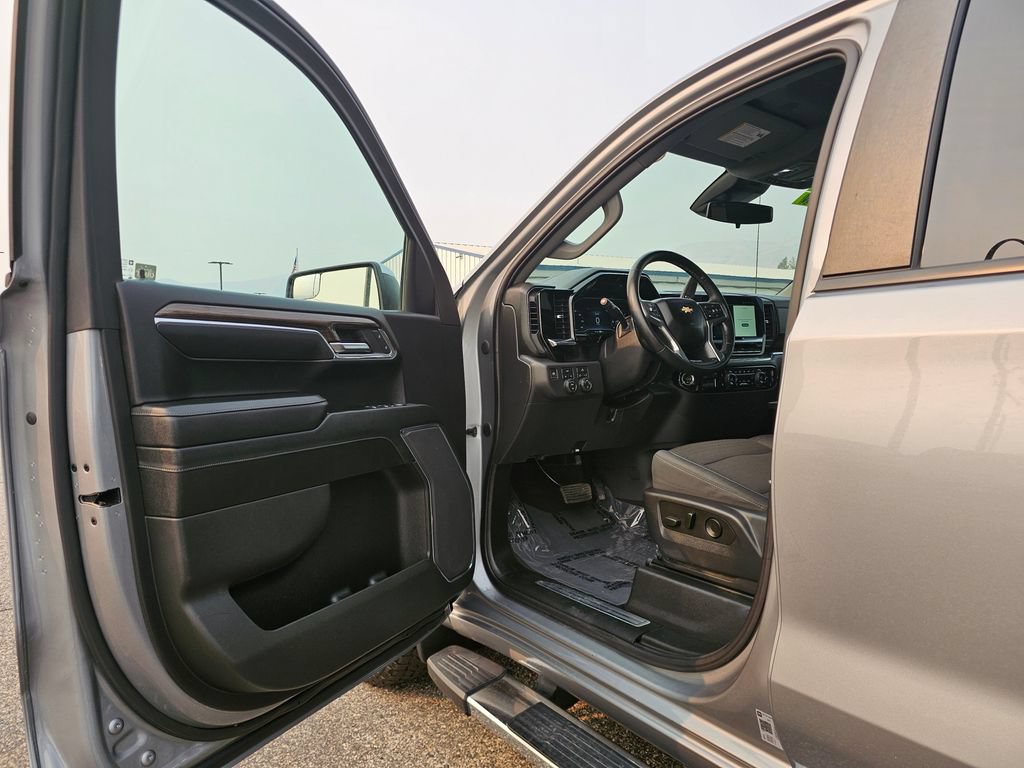 2023 Chevrolet Silverado 1500 LT - Photo 27