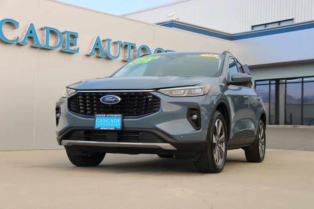 Used 2024 Ford Escape Platinum SUV