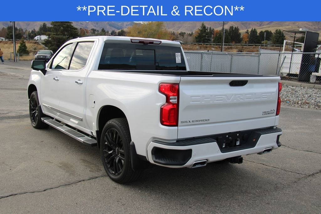 Used 2025 Chevrolet Silverado 1500 High Country Truck Crew Cab