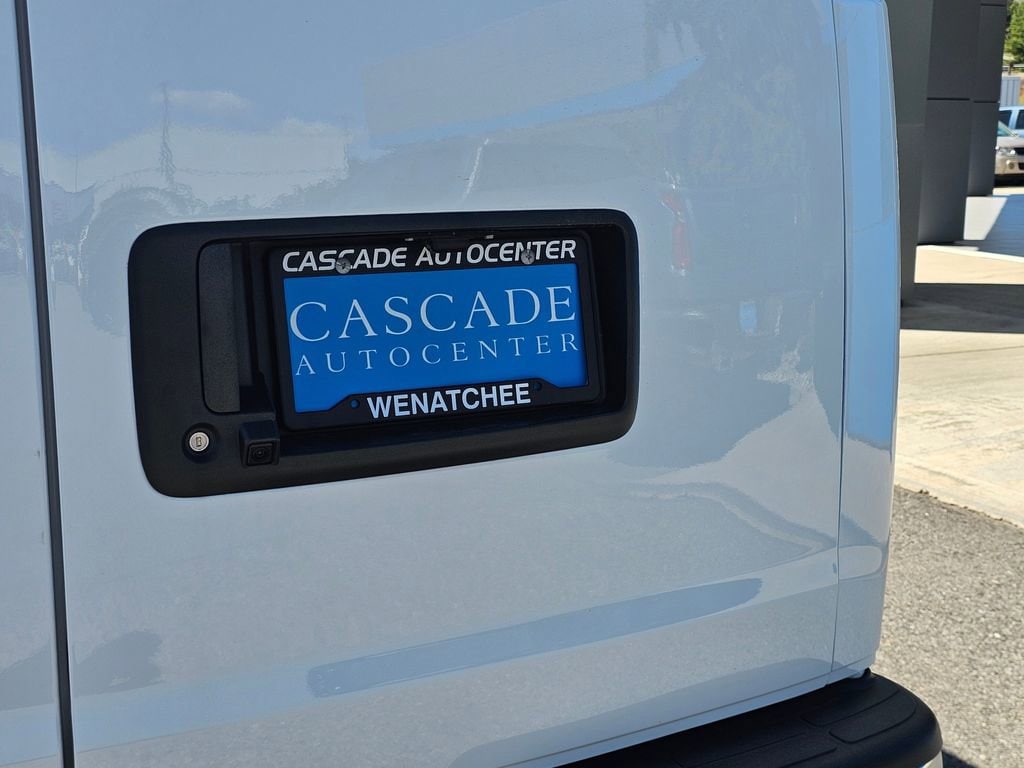 2025 Chevrolet Express Cargo Work Van - Photo 24