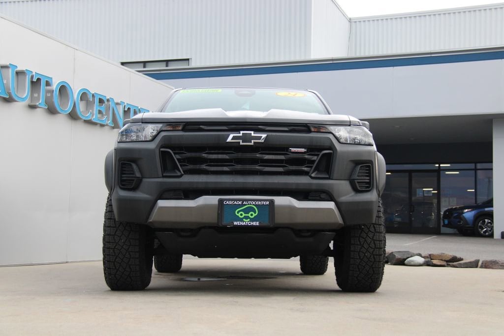 Used 2024 Chevrolet Colorado Trail Boss Truck Crew Cab