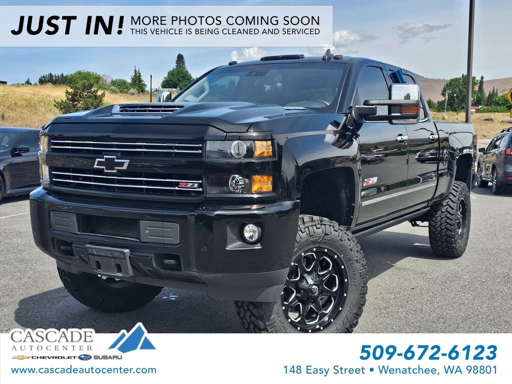 2019 Chevrolet Silverado HD LTZ 4WD Crew Cab Standard Box's photo