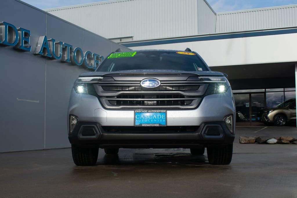 Used 2025 Subaru Forester Limited SUV