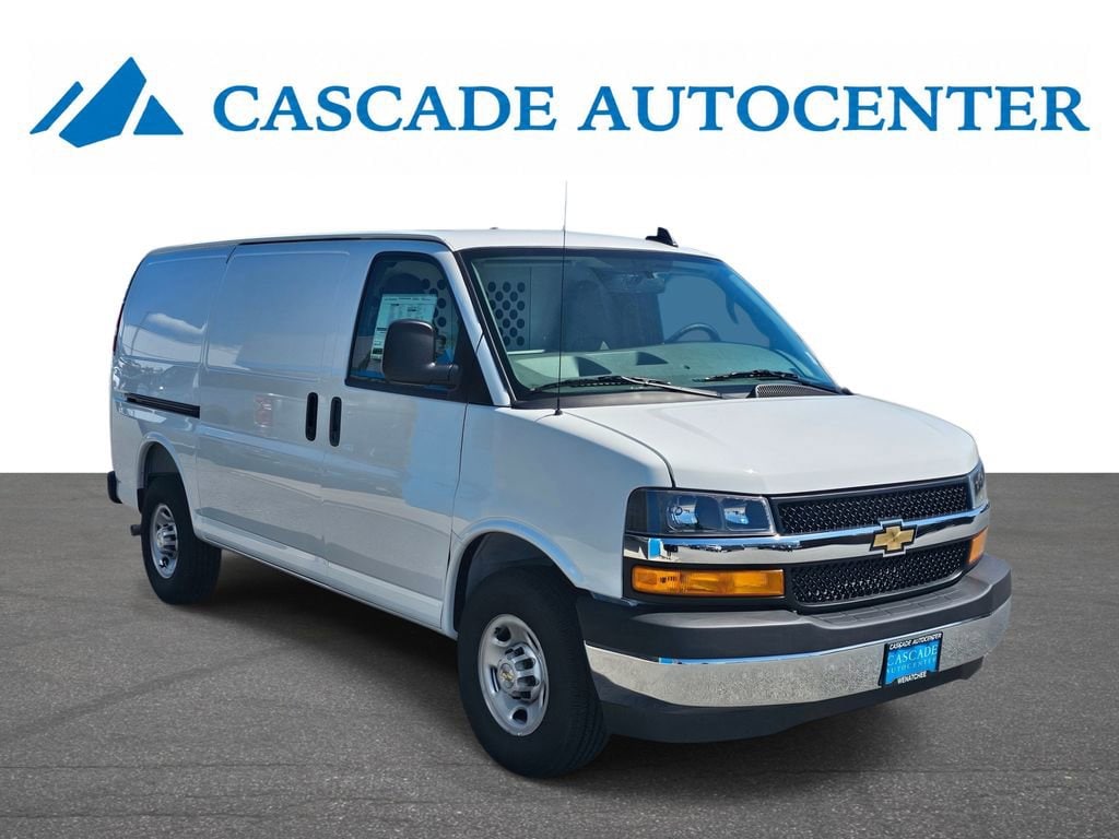2025 Chevrolet Express Cargo Work Van - Photo 15