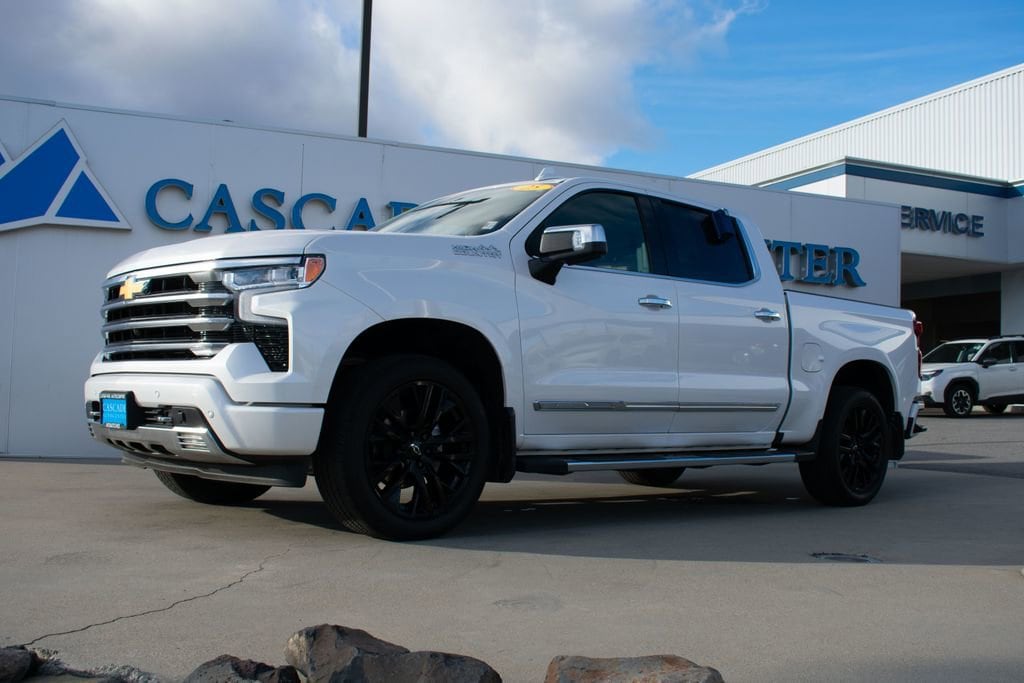 2025 Chevrolet Silverado 1500 High Country's photo