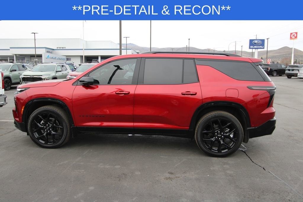 Used 2026 Chevrolet Traverse RS SUV