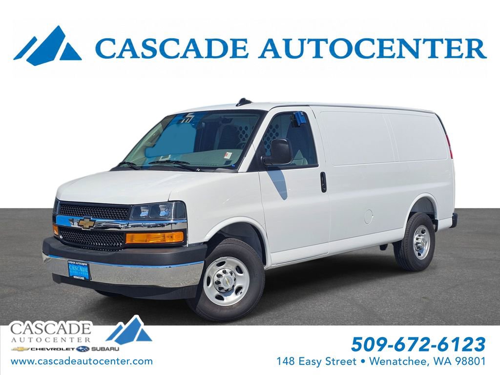 2025 Chevrolet Express 2500 Work Van HD's photo