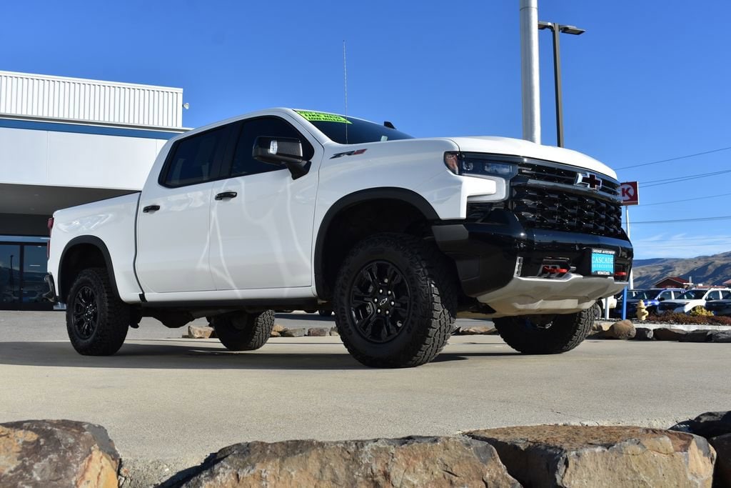 Used 2025 Chevrolet Silverado 1500 ZR2 Truck Crew Cab