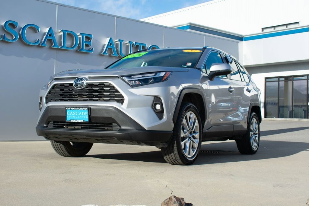 Used 2025 Toyota RAV4 XLE Premium with VIN 2T3A1RFV4SW515204 for sale in Kansas City