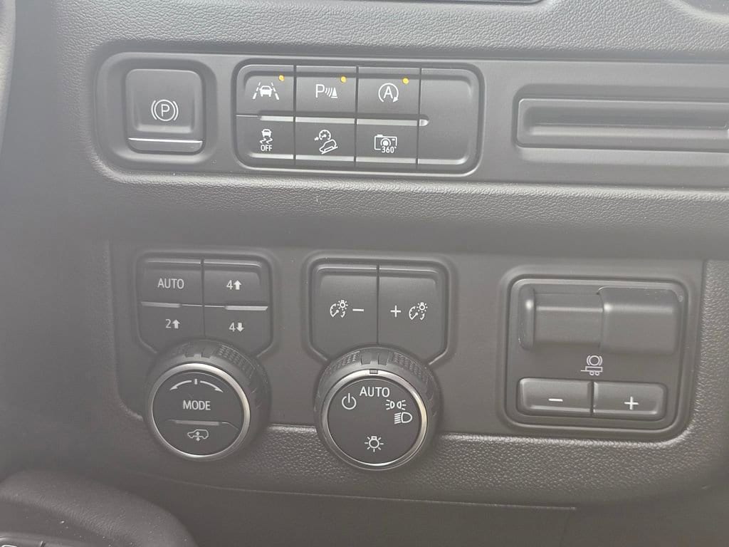 2023 Chevrolet Tahoe Z71 - Photo 40