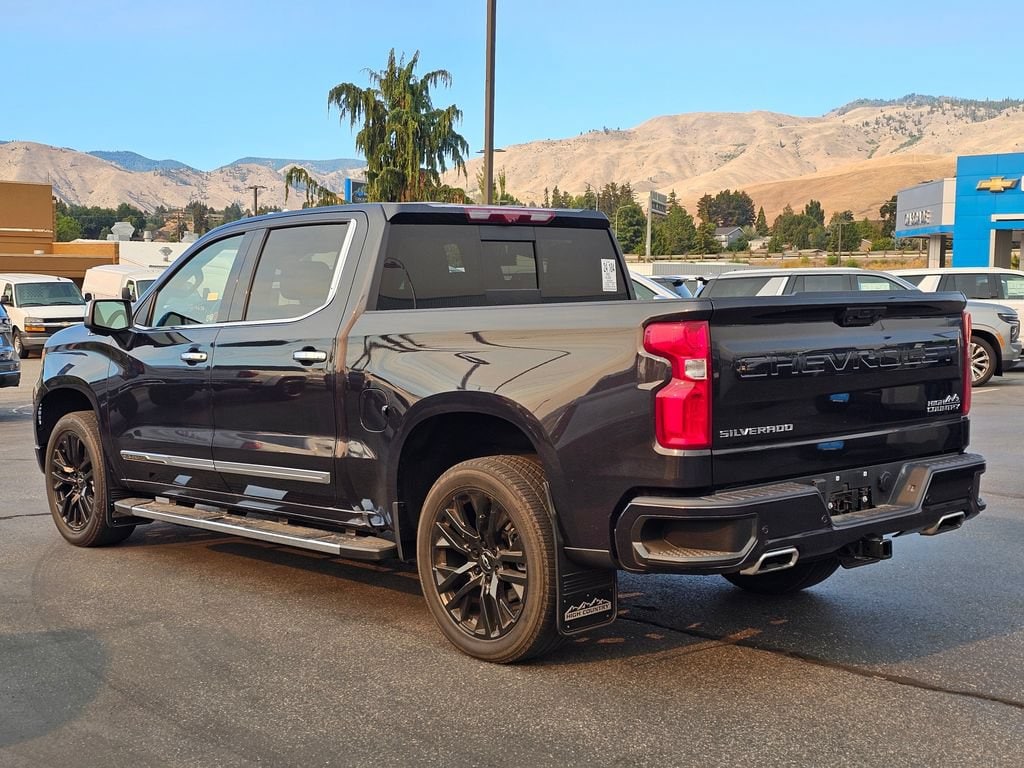 Used 2022 Chevrolet Silverado 1500 High Country Truck Crew Cab
