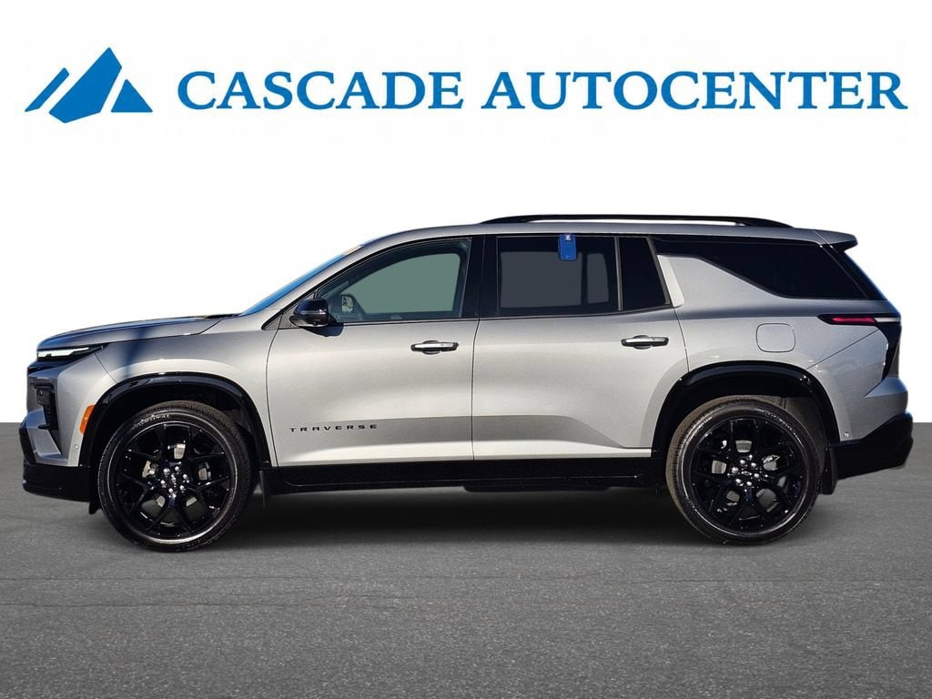 Used 2026 Chevrolet Traverse RS SUV