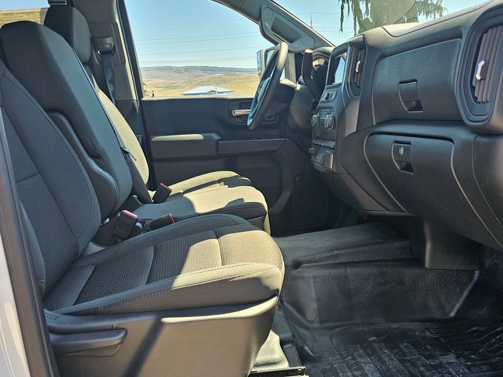 2025 Chevrolet Silverado 3500 HD Work Truck - Photo 11