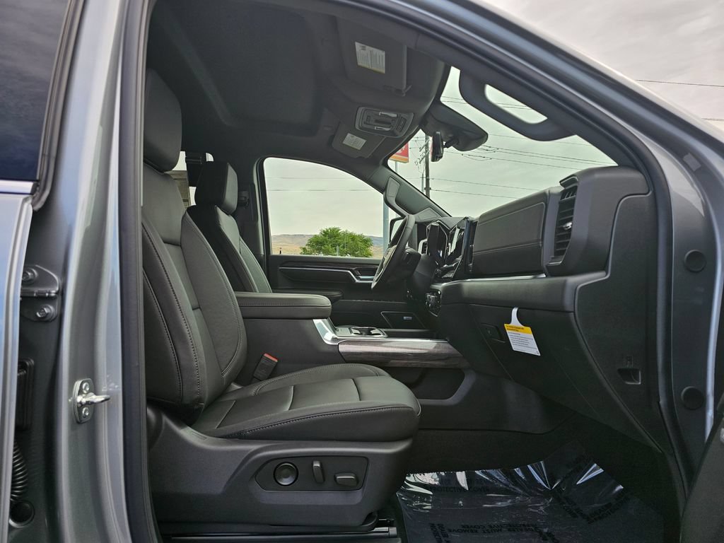2026 Chevrolet Silverado 2500 HD LTZ - Photo 17