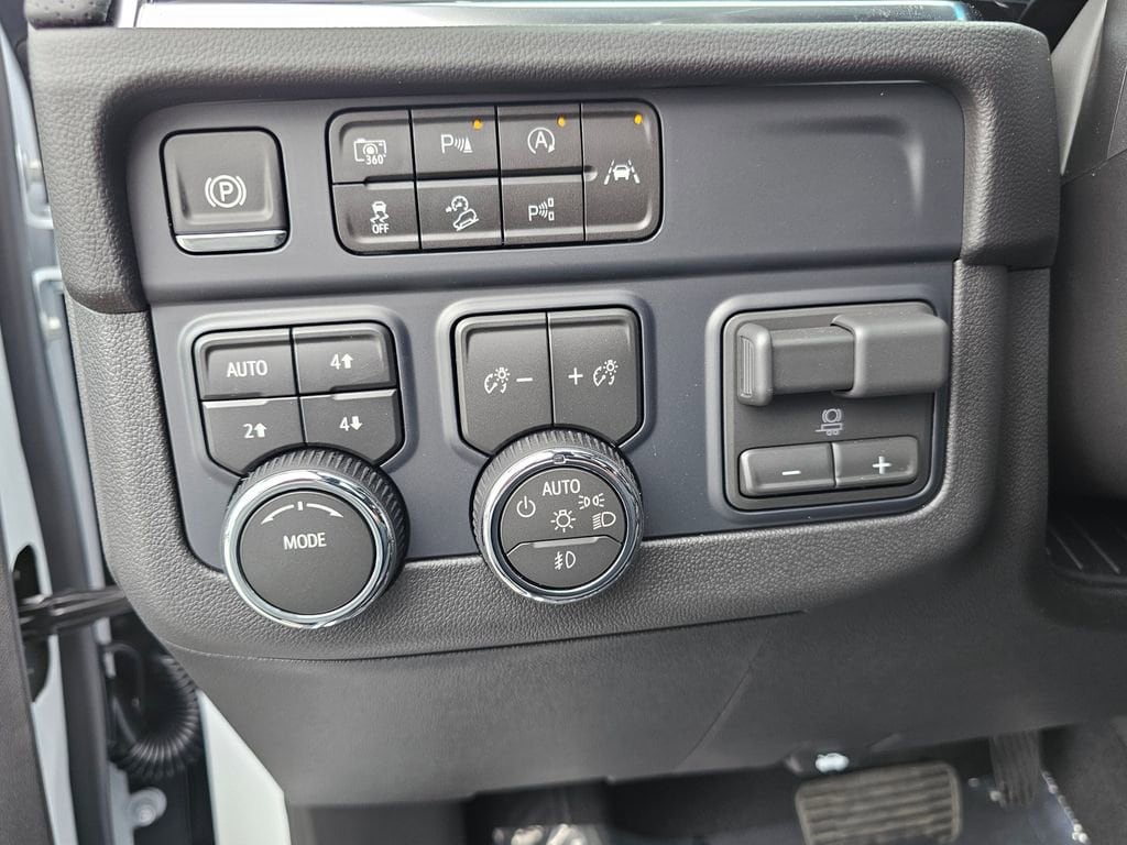2026 Chevrolet Tahoe Premier - Photo 24